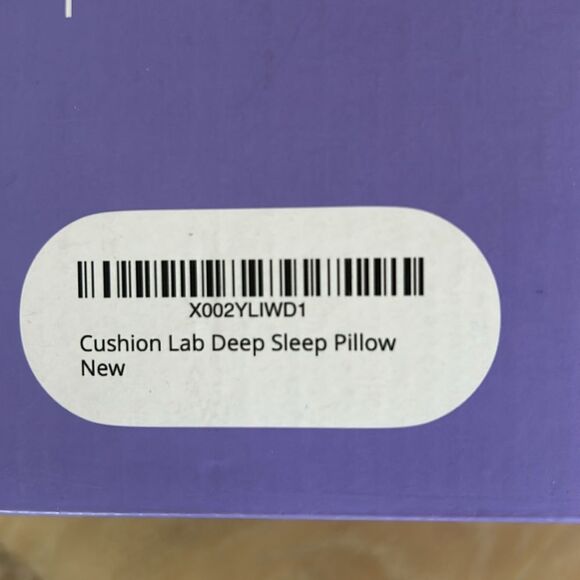 Ergonomic White Pillow for Hybrid Sleepers - Picture 14 of 15
